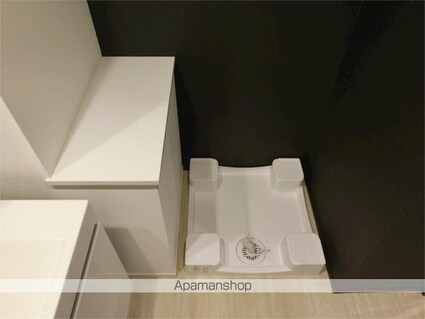 ＺＯＯＭ新宿西落合[2K/30.42m2]の共用部1