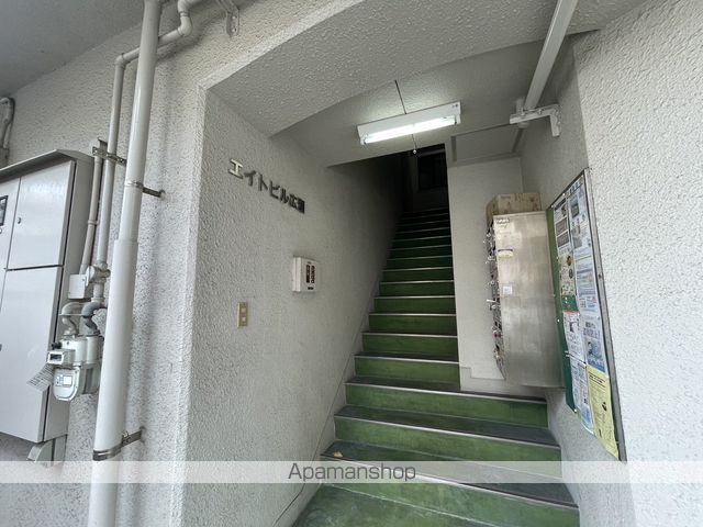 エイトビル広瀬の玄関写真