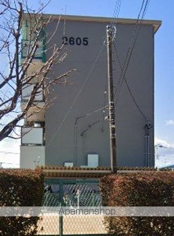 相武台団地2605号棟の外観写真