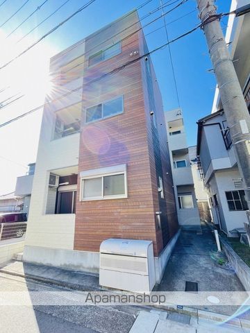 ラヴィエルジュの外観写真