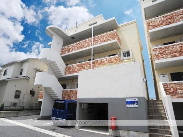 テラーサ参番館の外観写真