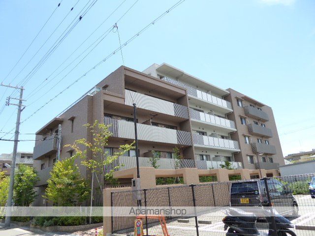 甲子園三番町ハイツの外観写真