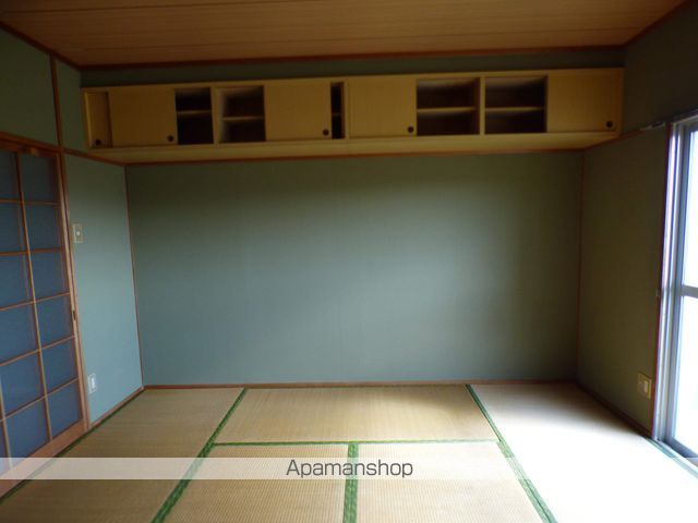 ライブタウン近見の内装写真