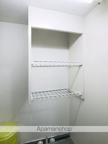 アンプルール ブワ エトワルの内装写真