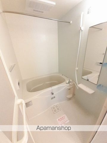 グリーンワールド IIIの内装写真