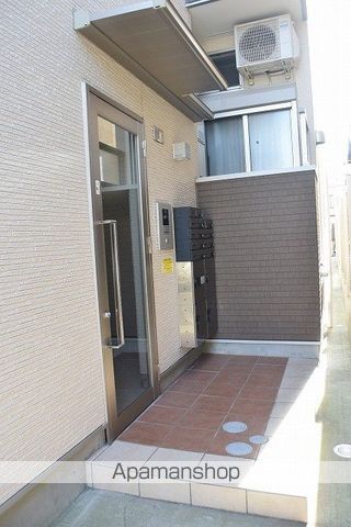 ハーモニーテラス志賀町VIの玄関写真