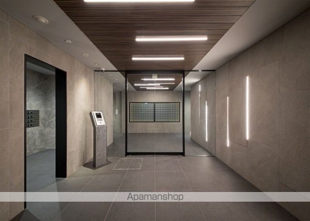 LIFEMENT UJINANISHIの玄関写真