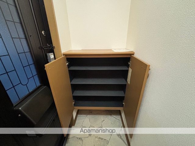ヴェルドミールIIの内装写真