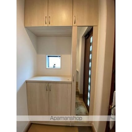 東京都府中市矢崎町２丁目[4LDK/96.05m2]の玄関