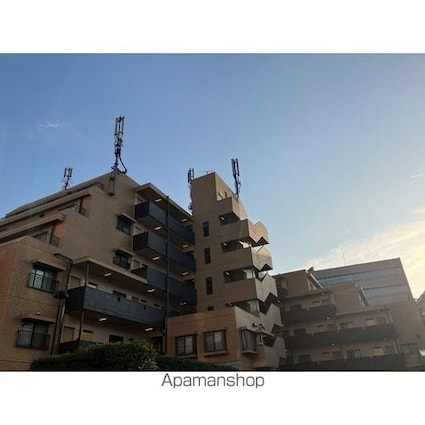 メゾン・ド・ロア[3DK/61.15m2]の外観1