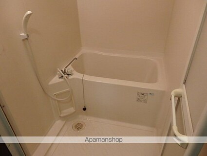 アヴァンセ富沢南伍番館[1K/23.28m2]のバス