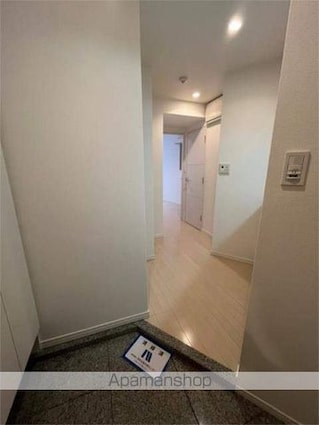 グランドコンシェルジュ用賀アジールコート[1K/25.18m2]の玄関
