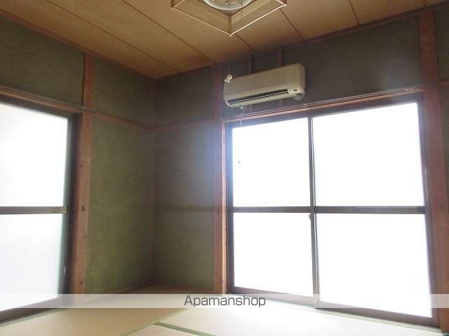 予讃線 伊予西条駅 徒歩26分 2階建 築37年の内装写真