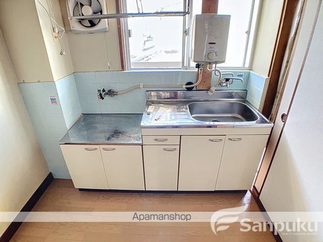 コーポ松一南の内装写真