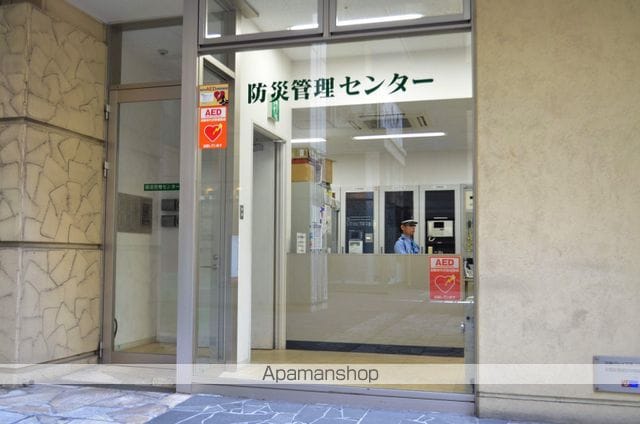 天神プレイス WEST棟の外観写真