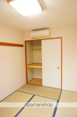 ホーリー弁天橋の内装写真