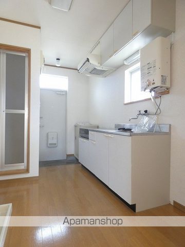 溜屋ハイツVの内装写真