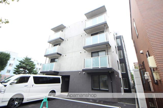 LICHTRARE北大EASTの外観写真