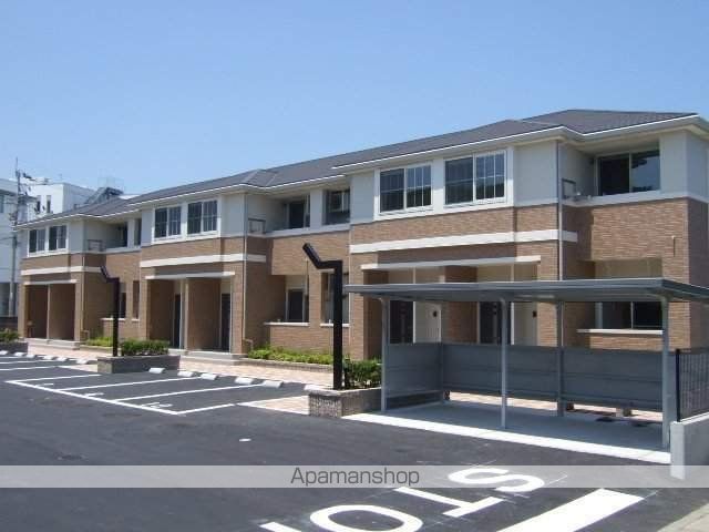 シャインヒルズ富岡の外観写真