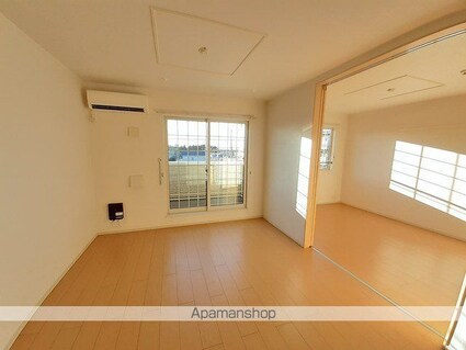 ビラ　ステージ　ｅｔ　Ⅱ[2LDK/57.07m2]のリビング・居間