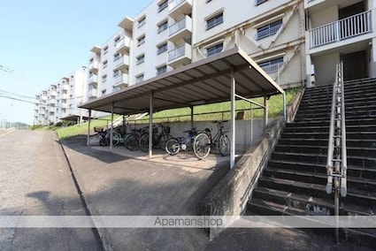 ビレッジハウス大門第二８号棟[2K/33.51m2]の内装1