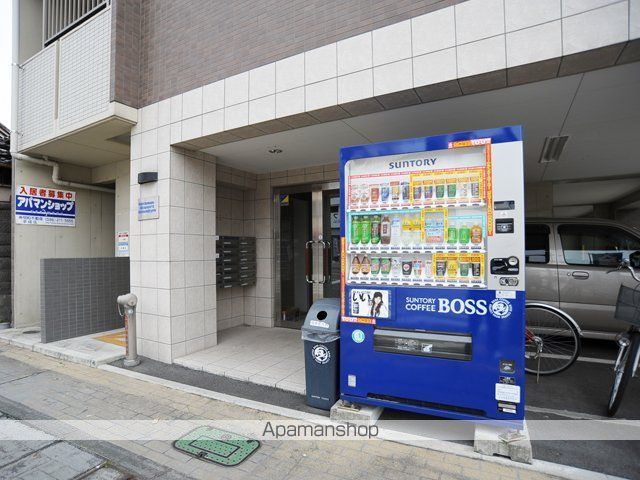アーバンコート本荘の玄関写真