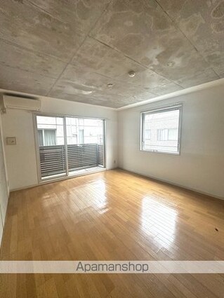 ラティエラ乃木坂[1K/31.75m2]のリビング・居間