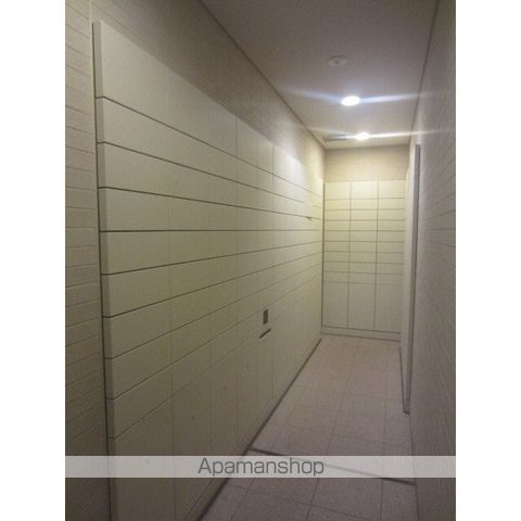 プラウド駒場の玄関写真