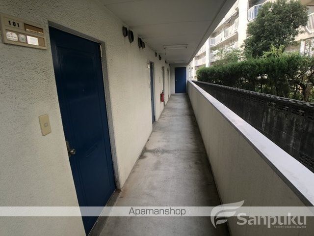 ベルメゾン南江戸の玄関写真