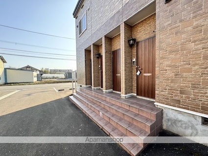 エルム　プラシード　２号館[1LDK/42.02m2]のエントランス