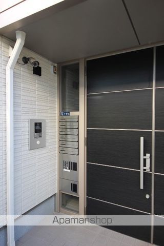 シャーメゾン池田旭丘WESTの玄関写真