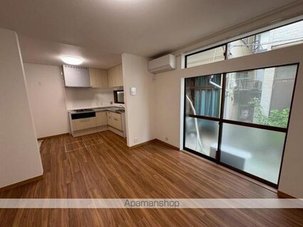 渋谷区本町５丁目戸建[5LDK/120.02m2]のリビング・居間