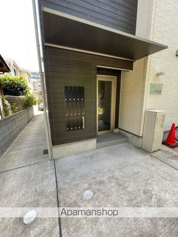 プライムステージの玄関写真
