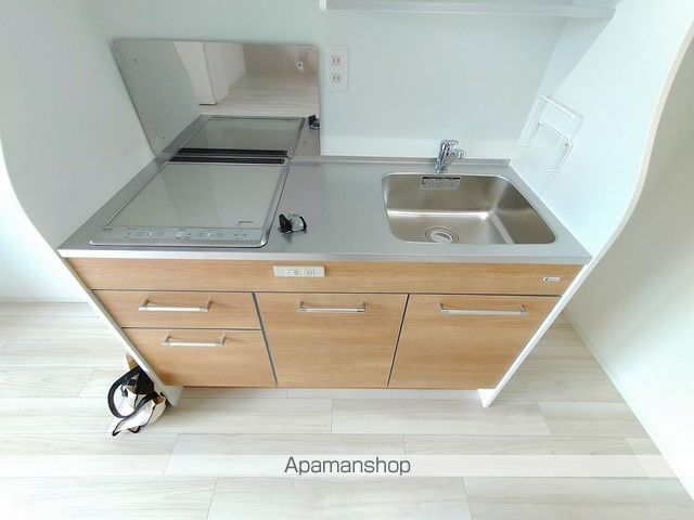 ADVANCE江坂ラシュレの内装写真