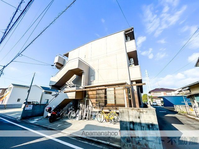 岩田マンションの外観写真