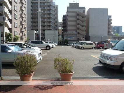 サンコート南草津[3LDK/76.89m2]の駐車場2