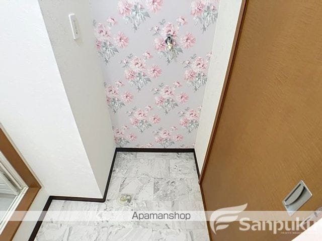 ノイシュロス久万ノ台の内装写真