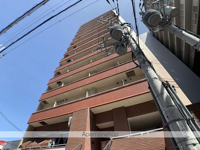 ドゥーエ江坂IIIの外観写真