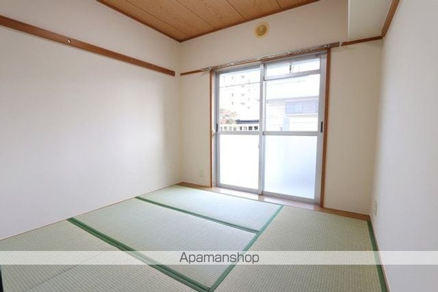 ビレッジハウス津水2号棟の内装写真