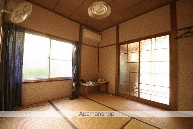 波多間アパートの内装写真