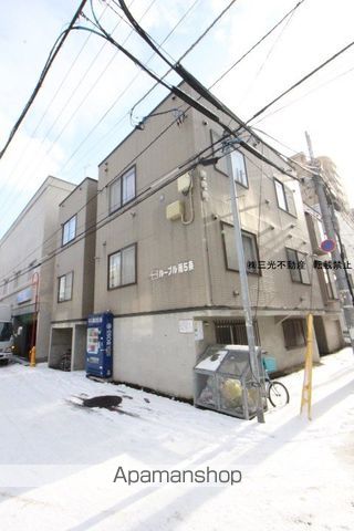 ルーブル南5条の外観写真
