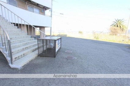 オガタハイツ[1LDK/41m2]の共用部1