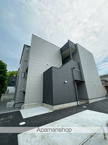 ADC鳥栖ブルクの外観写真