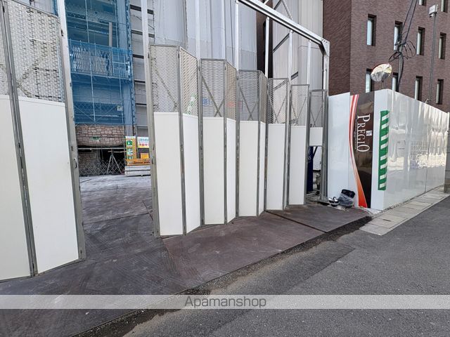 プレジオ武庫川ASIANの玄関写真
