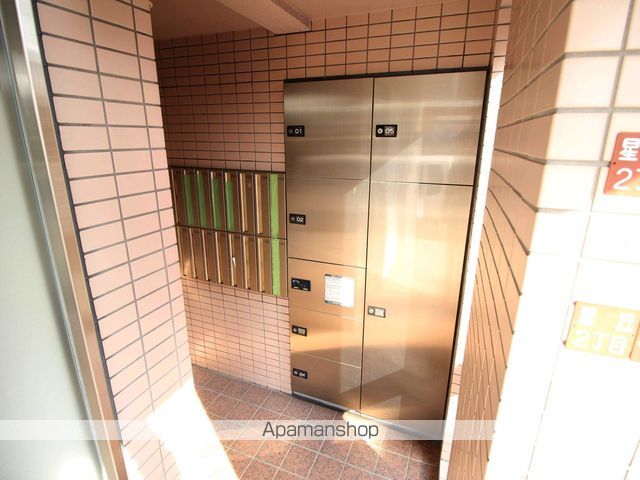GRAND星丘の玄関写真