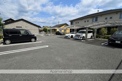 エクラージュ松江　Ａ棟[2LDK/66.72m2]の駐車場