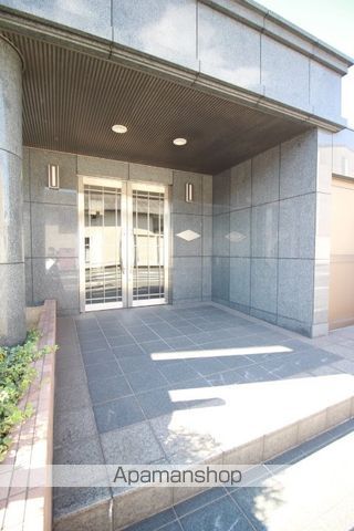 ネクステージ中井の玄関写真