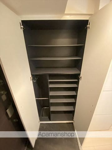 プレサンス堺筋本町フィリアの内装写真
