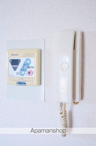 サンシードの内装写真