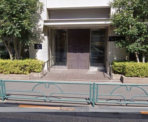 パークフラッツ銀座イーストの玄関写真